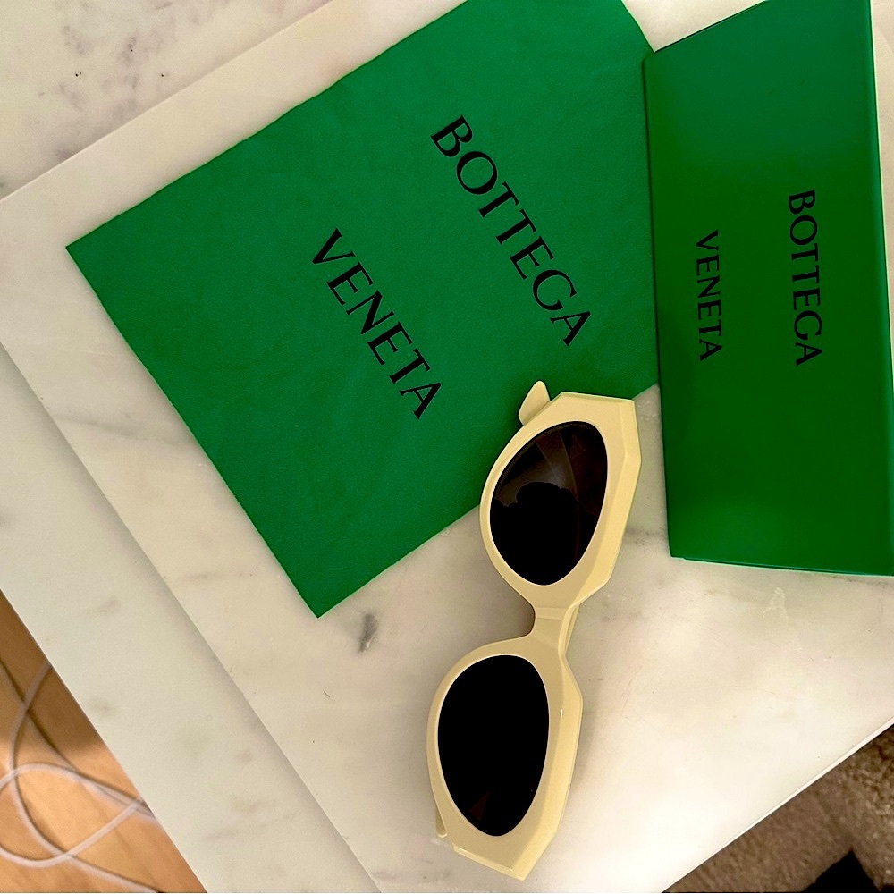 Bottega Veneta New Entry Soft Cat Eye Cream Sunglasses